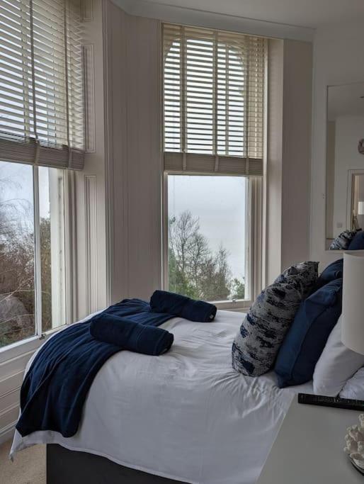 1 Bed Apartment - Sea View Shanklin Exterior photo